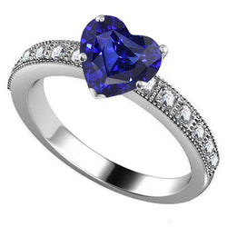 Anello in pietra preziosa con diamante a forma di cuore con zaffiro blu 3.50 carati