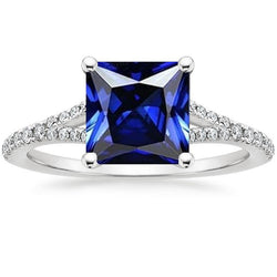 Anello in pietra preziosa solitario taglio principessa con accenti di diamanti pavé 6 carati