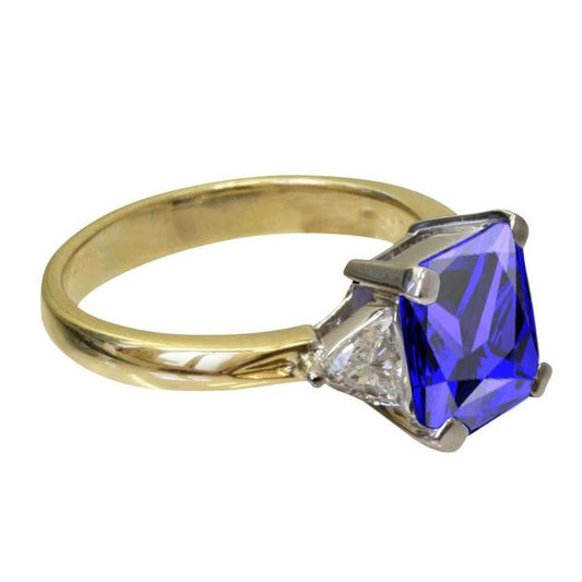 Anello in tanzanite taglio principessa con 3 pietre. 3.50 carati. bicolore - harrychadent.it