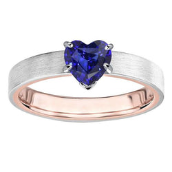 Anello in zaffiro blu profondo con cuore solitario a due toni 1.50 carati