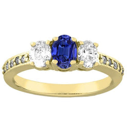 Anello ovale con gemme di zaffiro. 3 carati. gioielli con diamanti scintillanti da donna