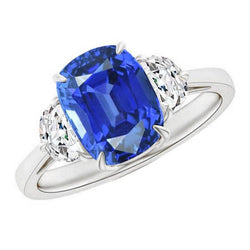 Anello ovale con tre pietre di zaffiro blu 4.50 carati di diamanti a mezza luna