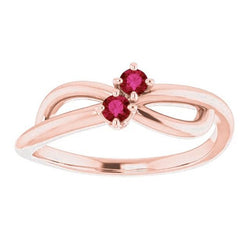 Anello rubino oro rosa 0.20 carati Infinity Twist Style U montatura a griffe