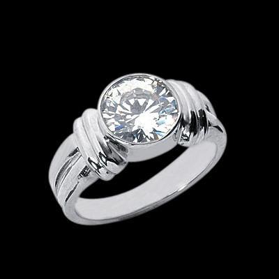 Grande anello solitario con diamante da 3.01 carati incastonato in oro bianco 14K - harrychadent.it