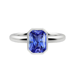 Anello solitario con castone luminoso da 1,50 carati con zaffiro blu naturale
