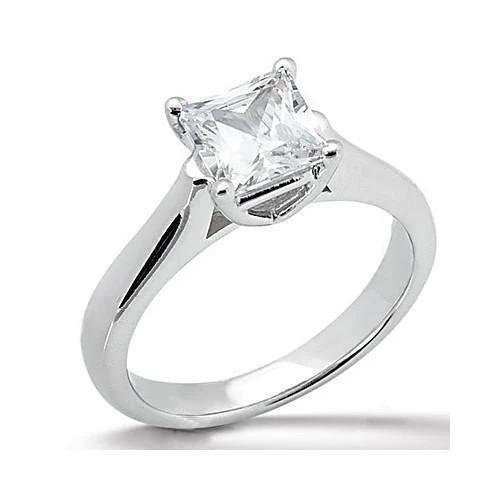 Anello solitario con diamante da 1.51 carati Princess Cut E Vvs1 - harrychadent.it