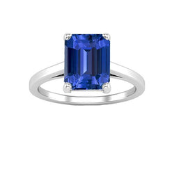 Anello solitario con pietre preziose Zaffiro di Ceylon a forma di smeraldo 2.50 carati
