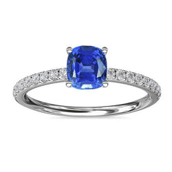 Anello solitario in oro bianco con zaffiro blu e diamante accentato 2.50 carati