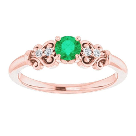 Anello stile vintage con diamanti rotondi da 1.10 carati e smeraldi verdi - harrychadent.it