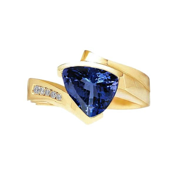 Bellissimo anello in oro giallo con diamanti trilioni di tanzanite 1.95 carati - harrychadent.it