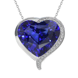 Ciondolo a cuore Zaffiro blu e castone con diamanti tondi incastonati 6,25 carati