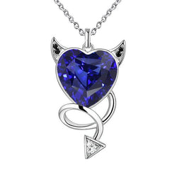 Ciondolo in stile gotico con diamanti e zaffiri blu a cuore in oro 4 carati