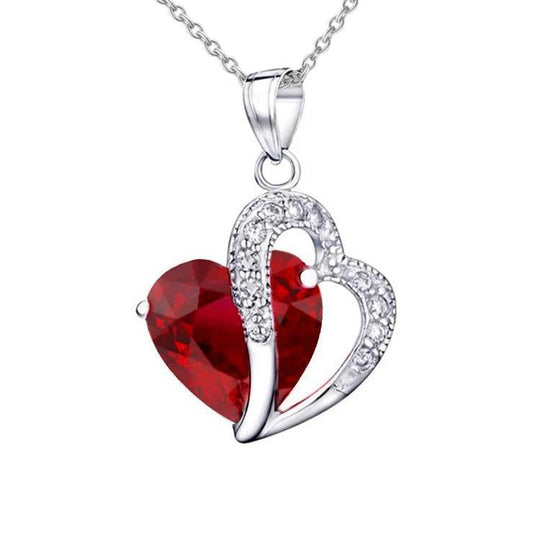 Collana con ciondolo in rubini taglio cuore da 5,60 ct con diamanti rotondi WG 14K - harrychadent.it