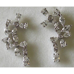 Coppia di orecchini pendenti da donna con lampadario a forma di pera e diamanti rotondi da 2.50 carati