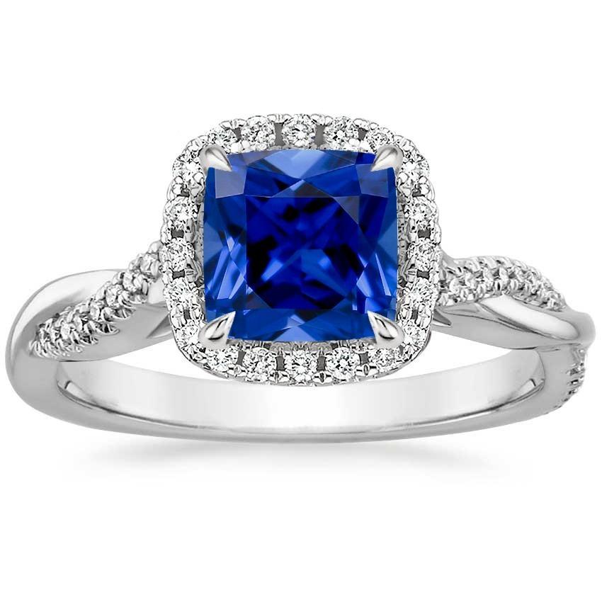 Cuscino per anello con diamante Halo Set di pavé di zaffiri blu accentati 3.25 carati - harrychadent.it