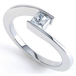 Diamante taglio princess da 1,10 carati con anello anniversario solitario in oro bianco 14 carati