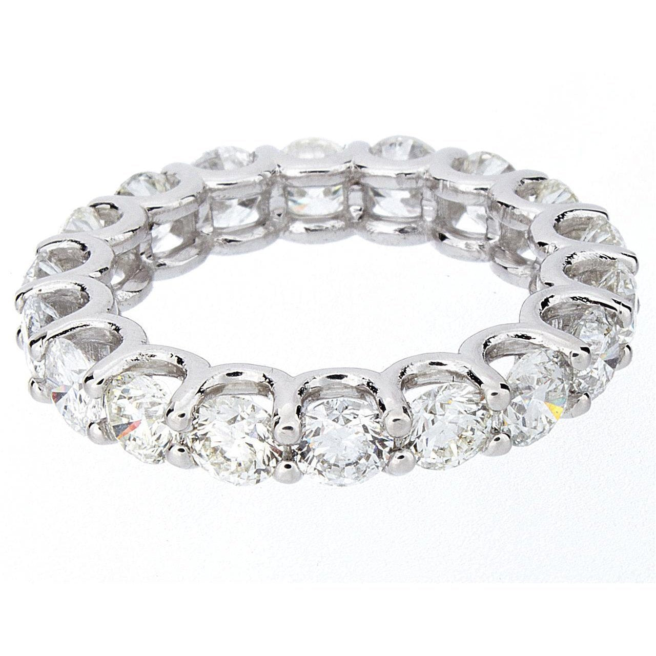 Fascia per l'eternità con diamanti rotondi da donna in oro bianco da 3,60 carati - harrychadent.it