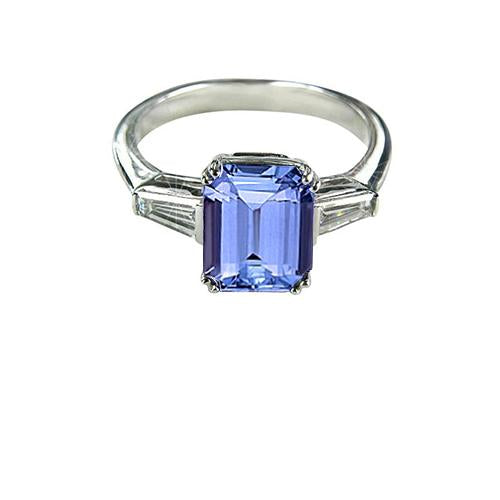 Fede nuziale con tre pietre di tanzanite e diamanti baguette da 2 ct - harrychadent.it