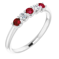 Fede nuziale di diamanti 1 carati U Prong impostazione gioielli da donna rubino