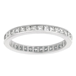 Gioielli a fascia con anello eternità in oro bianco da 2.24 carati con diamanti taglio principessa