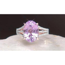 Gioielli bianchi con anello con kunzite rosa a taglio ovale da 18 ct e diamante rotondo