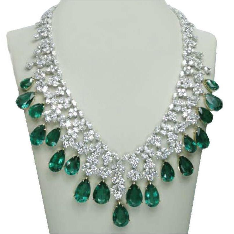 Gioielli da sposa collana verde smeraldo e diamanti 226,60 carati - harrychadent.it