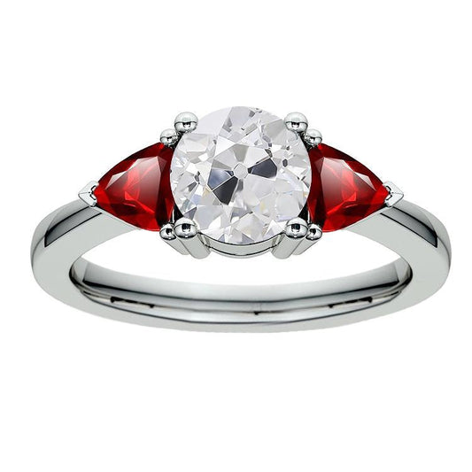 Gioielli personalizzati Anello con rubino Tre pietre di diamanti a taglio antico