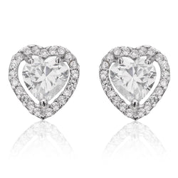 Orecchini a bottone a forma di cuore e diamanti taglio rotondo da 2.40 carati
