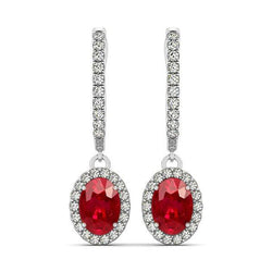 Orecchini pendenti con rubini a taglio ovale e diamanti rotondi da 7.50 ct in oro 14 kt