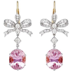 Orecchini pendenti in oro bicolore con kunzite rosa da 29.40 ct con diamanti