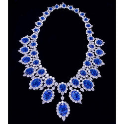 Oro bianco 291,17 ct. Gioielli con collana di zaffiri blu e diamanti bianchi