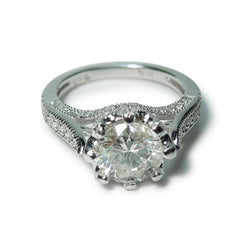 Solitario con accenti di diamanti da 2,75 carati e anello di fidanzamento in oro bianco 14 carati