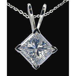 Splendida collana con ciondolo con diamanti Princess F Vs1 da 2,25 carati in oro bianco 14 carati