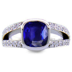 Zaffiro di Ceylon e anello di diamanti in oro bianco 14 carati 4,50 carati