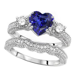 anello di fidanzamento vecchio stile 3,50 carati cuore zaffiro blu e diamante